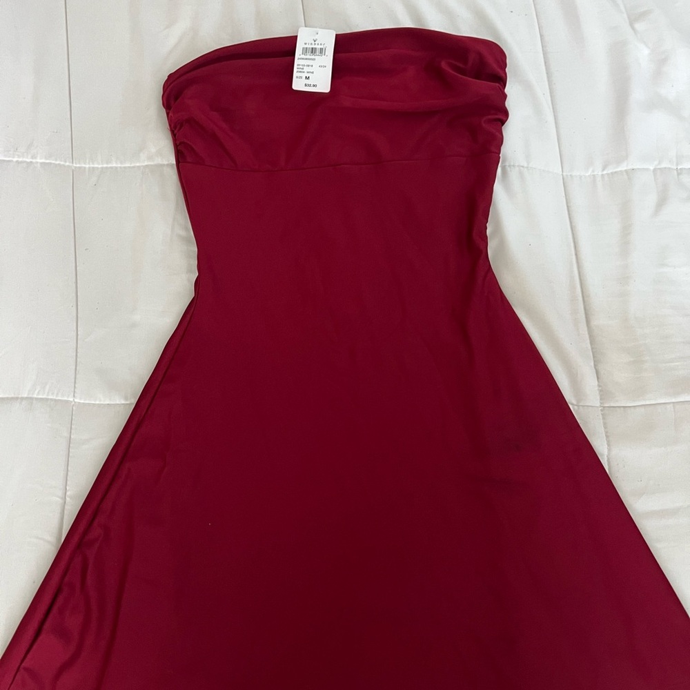 Elegant Red Strapless Dress